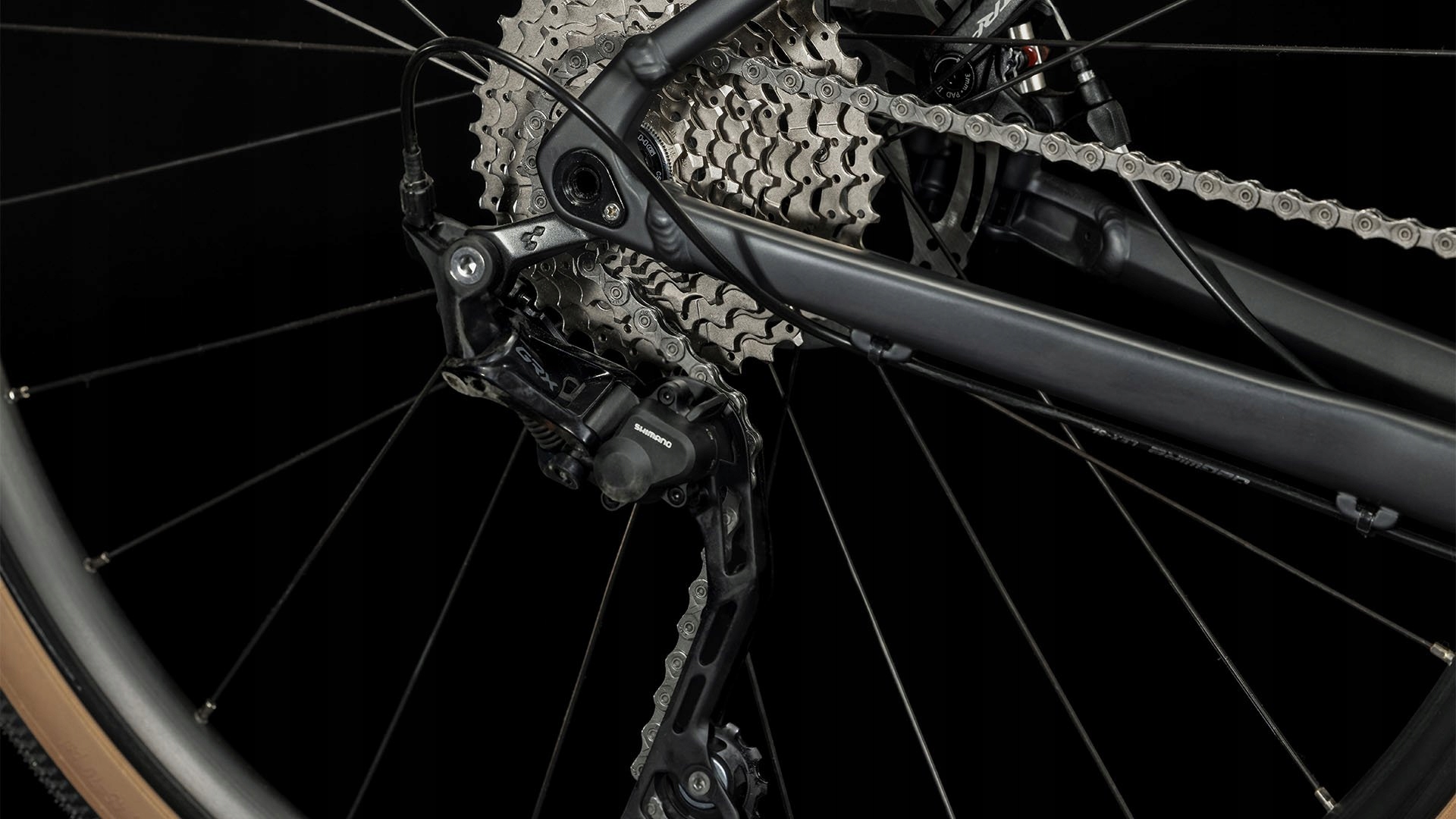 Rower CUBE Nuroad PRO 58cm L metalblack/grey