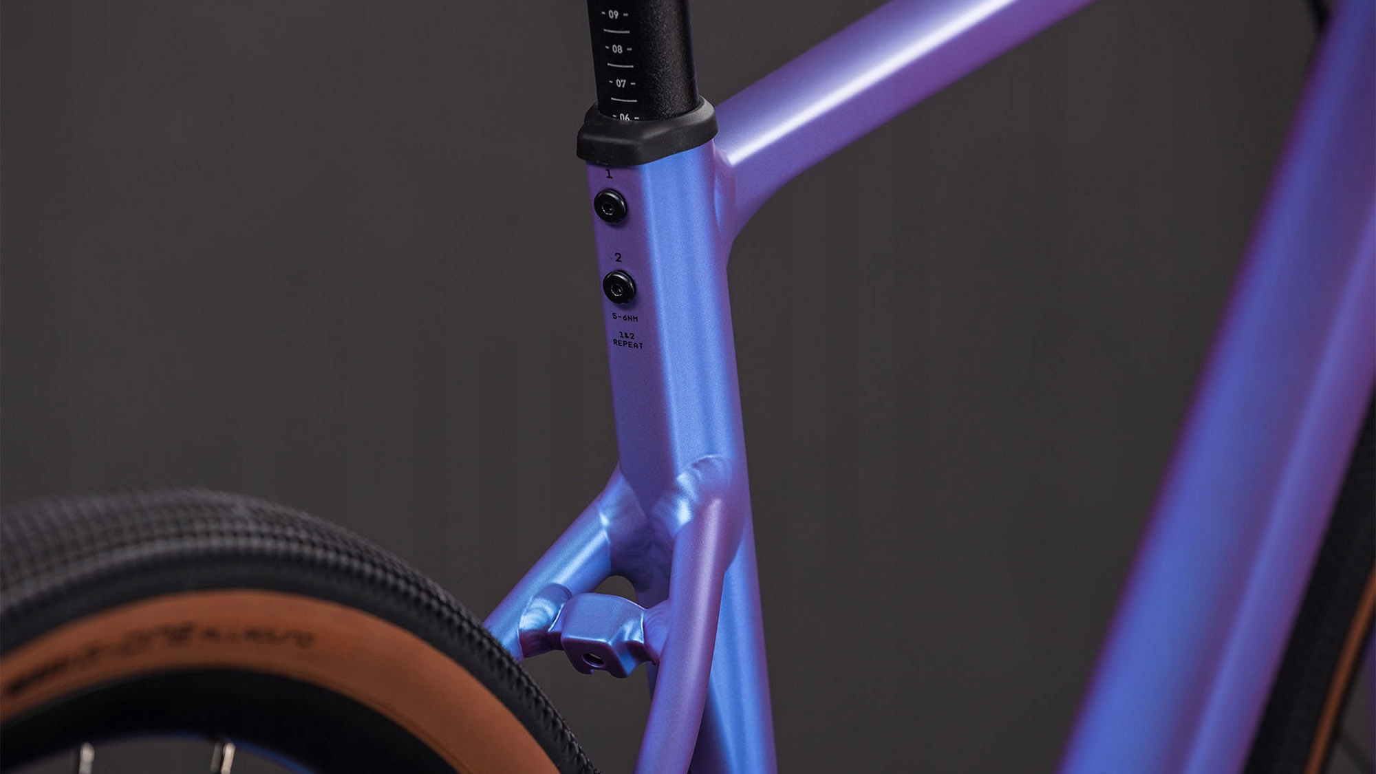 Rower gravel CUBE NUROAD EX 2026 M blueiris/lilac 129410