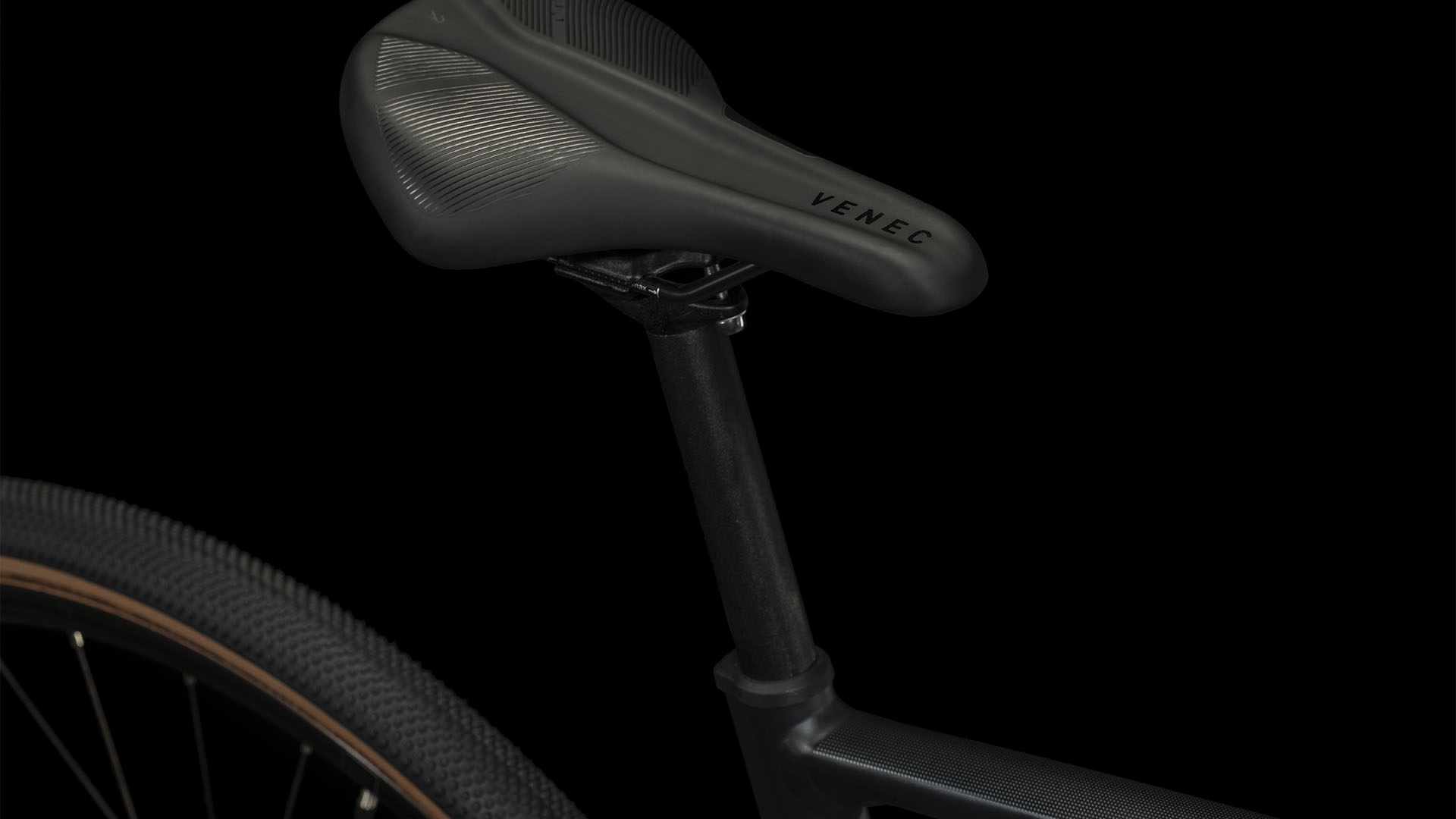 Rower CUBE Nuroad PRO 58cm L metalblack/grey