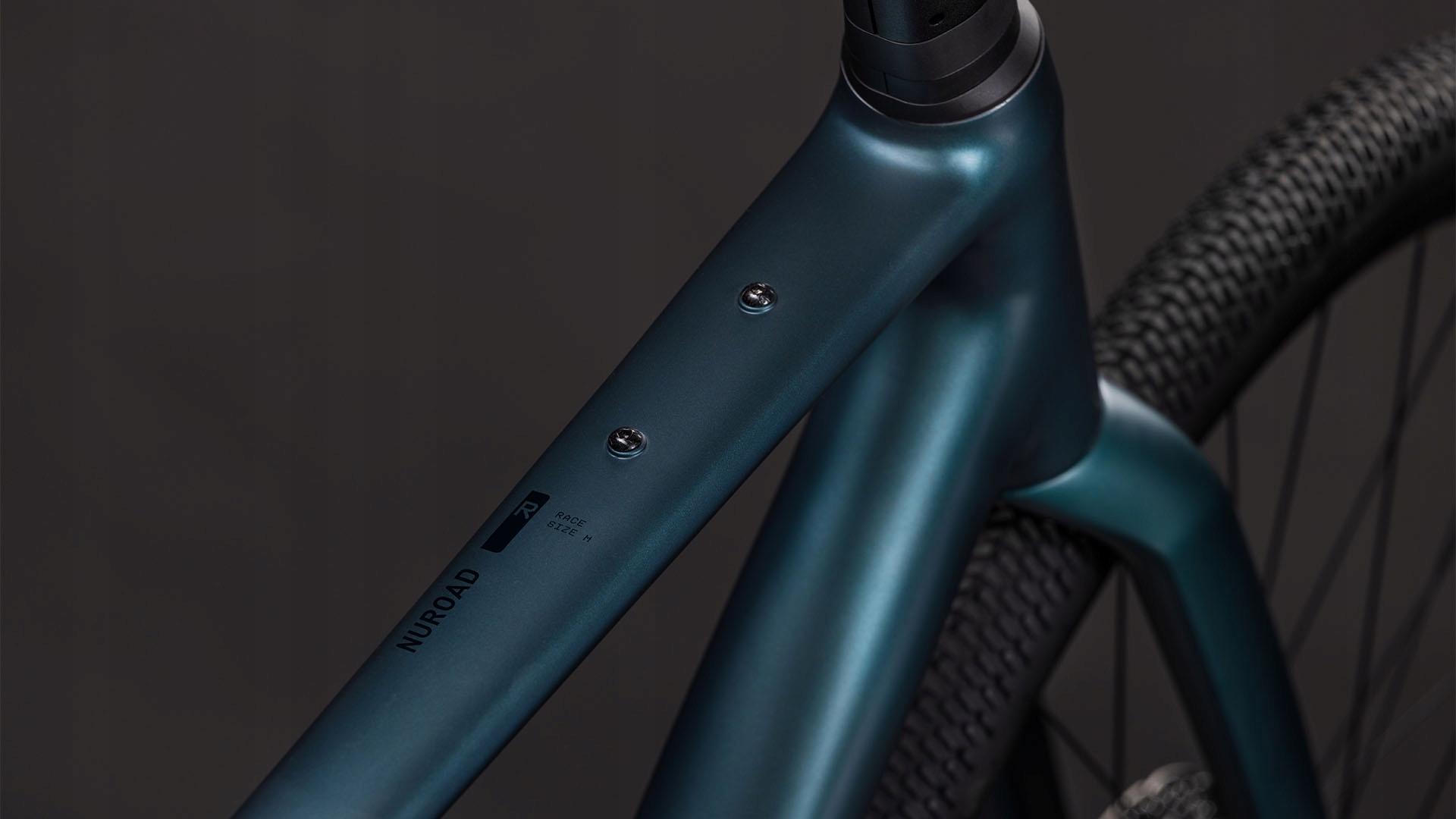 Rower gravel CUBE NUROAD RACE 2026 S royalgreen/black